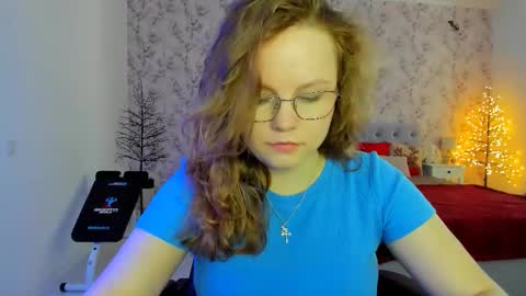 Snapshot of angellarud chatting on 1, 3, 2026 angellarud online show from 1, 3, 2026