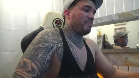 Snapshot of angellatino0 chatting on 15, 10, 2025 angellatino0 online show from 15, 10, 2025