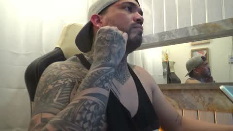 Snapshot of angellatino0 chatting on 22, 10, 2025 angellatino0 online show from 22, 10, 2025