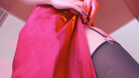 Snapshot of angellike_doll chatting on 13, 4, 2026 Angellike online show from 13, 4, 2026