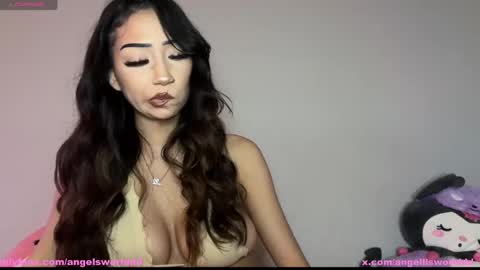 Snapshot of angelllsworlddd chatting on 20, 9, 2025 angel online show from 20, 9, 2025