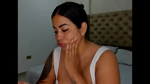 Snapshot of angellysugar_ chatting on 8, 3, 2026 Angelly online show from 8, 3, 2026