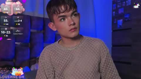 Snapshot of angelocute_ chatting on 10, 3, 2025 Angelo I work from home this is my room online show from 10, 3, 2025