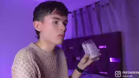 Snapshot of angelocute_ chatting on 11, 9, 2025 Angelo I work from home this is my room online show from 11, 9, 2025