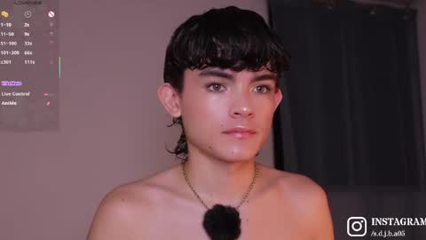 Snapshot of angelocute_ chatting on 27, 4, 2026 Angelo I work from home this is my room online show from 27, 4, 2026