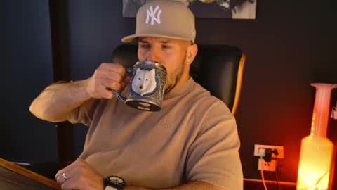 Snapshot of angeloeric chatting on 4, 5, 2026 BlackWolf online show from 4, 5, 2026