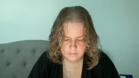 Snapshot of angeloflight273360 chatting on 12, 1, 2026 Angel of Light online show from 12, 1, 2026