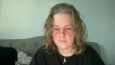 Snapshot of angeloflight273360 chatting on 2, 2, 2026 Angel of Light online show from 2, 2, 2026