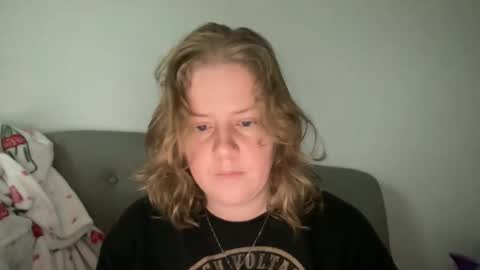 Snapshot of angeloflight273360 chatting on 5, 2, 2026 Angel of Light online show from 5, 2, 2026