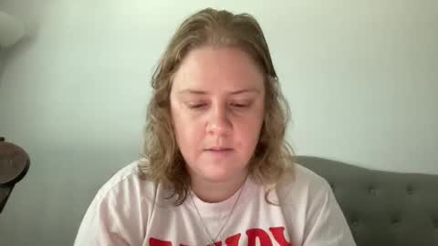 Snapshot of angeloflight273360 chatting on 16, 2, 2026 Angel of Light online show from 16, 2, 2026