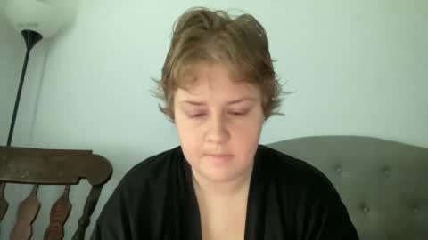 Snapshot of angeloflight273360 chatting on 23, 4, 2026 Angel of Light online show from 23, 4, 2026