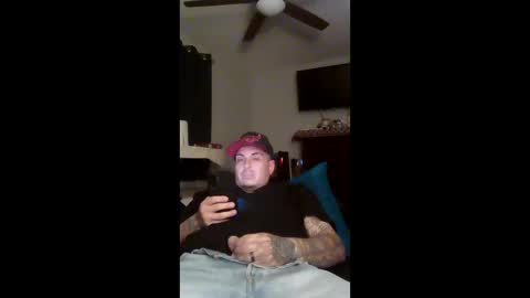 angelogallegos702 online show from 5, 12, 2025