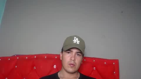 Snapshot of angels_0001 chatting on 1, 8, 2026 angels_0001 online show from 1, 8, 2026