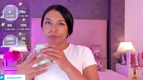 Angela online show from 14, 12, 2025