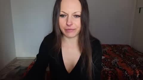 Giulia online show from 15, 3, 2026