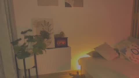 Angelsweetshy online show from 20, 11, 2025