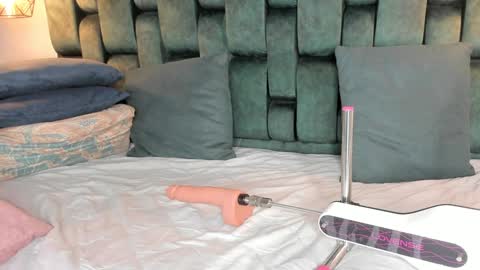 ANGIE online show from 22, 1, 2025