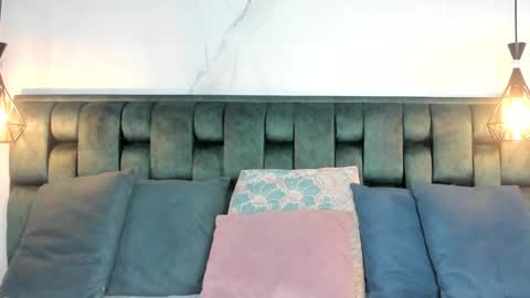 ANGIE online show from 26, 1, 2025