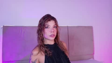 Snapshot of angelswiift chatting on 21, 3, 2026 ANGEL SWIFT online show from 21, 3, 2026