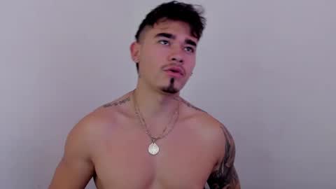 Snapshot of angelx_fox chatting on 11, 9, 2025 Angel Fox online show from 11, 9, 2025