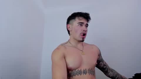 Snapshot of angelx_fox chatting on 15, 9, 2025 Angel Fox online show from 15, 9, 2025