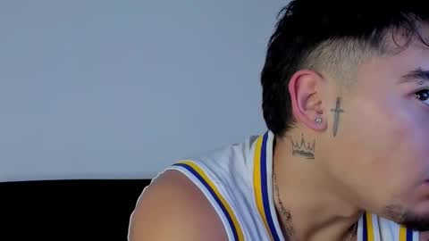 Angel Fox online show from 19, 12, 2025