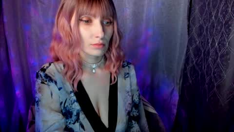 Snapshot of angely_jelly chatting on 7, 1, 2025 Angie online show from 7, 1, 2025