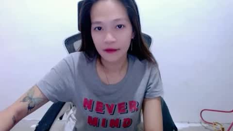 Snapshot of angelyn_slim chatting on 15, 3, 2026 angelyn_slim online show from 15, 3, 2026