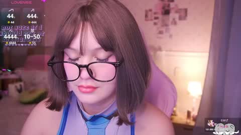 Snapshot of angelytaxx chatting on 1, 2, 2025 Angel online show from 1, 2, 2025