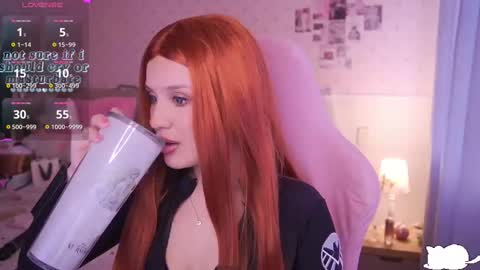 Snapshot of angelytaxx chatting on 23, 2, 2025 Angel online show from 23, 2, 2025