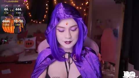 Snapshot of angelytaxx chatting on 26, 10, 2025 Angel online show from 26, 10, 2025