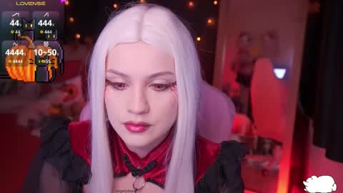 Snapshot of angelytaxx chatting on 1, 11, 2025 Angel online show from 1, 11, 2025