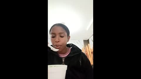 Snapshot of angeyapetite chatting on 19, 12, 2025 Anyega online show from 19, 12, 2025