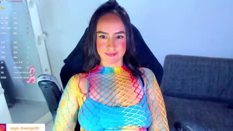 Snapshot of angie_dreamgirl chatting on 6, 2, 2026 IG angie dreamgirl01 online show from 6, 2, 2026
