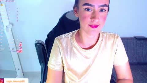 Snapshot of angie_dreamgirl chatting on 23, 2, 2026 IG angie dreamgirl01 online show from 23, 2, 2026