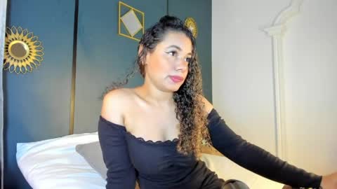 Snapshot of angie_leonn chatting on 8, 4, 2026 A N G I E online show from 8, 4, 2026