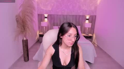 Snapshot of angie_smith_x chatting on 27, 2, 2026 angie_smith_x online show from 27, 2, 2026