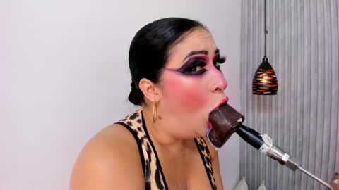 Snapshot of angie_will chatting on 1, 4, 2026 A N G I E. online show from 1, 4, 2026