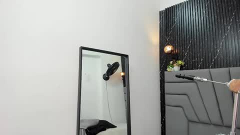 Snapshot of angie_will chatting on 16, 4, 2026 A N G I E. online show from 16, 4, 2026