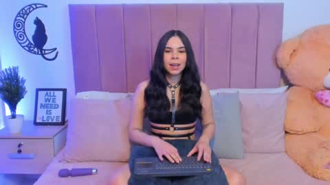 Snapshot of angiegriffin chatting on 2, 1, 2025 Milo ---- online show from 2, 1, 2025