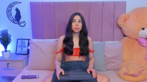 Snapshot of angiegriffin chatting on 26, 2, 2025 Milo ---- online show from 26, 2, 2025