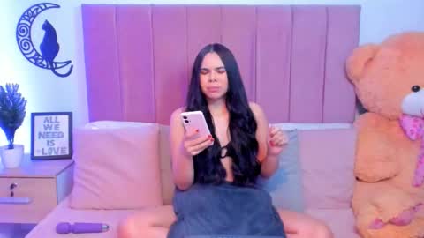 Snapshot of angiegriffin chatting on 18, 10, 2025 Milo ---- online show from 18, 10, 2025