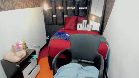 Anhell online show from 8, 10, 2025