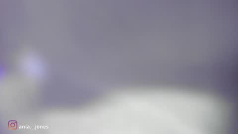 Ania online show from 8, 1, 2025