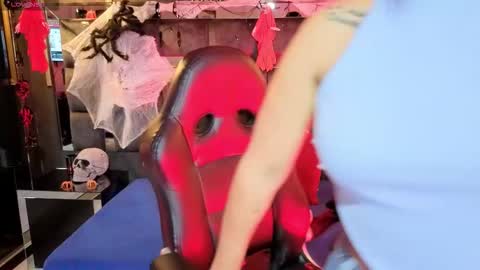 Snapshot of anijoness_ chatting on 24, 10, 2025 Ani online show from 24, 10, 2025