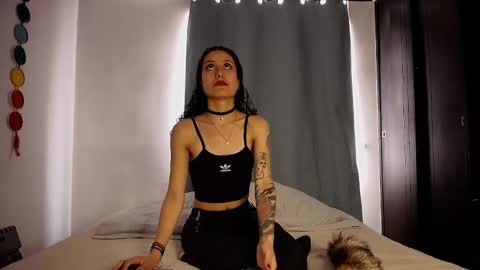 Snapshot of anika_lowen chatting on 1, 10, 2025 Anika And Lowen Your Thumbs Up Are Super Important For Us online show from 1, 10, 2025