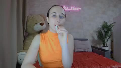 anikabloom online show from 10, 3, 2025