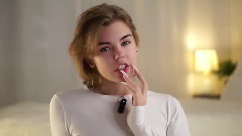 AnishaVivo online show from 27, 11, 2025