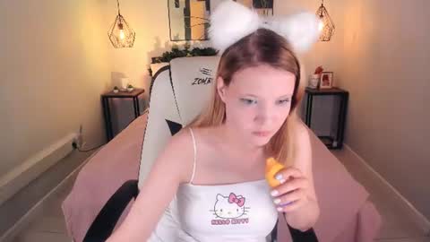 Snapshot of anita_marcelle chatting on 26, 6, 2026 Anita online show from 26, 6, 2026