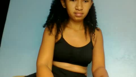 Snapshot of anitaazzh chatting on 8, 6, 2026 anitaazzh online show from 8, 6, 2026